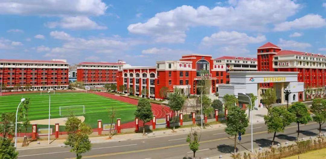 中建五局高级技工学校有那些专业