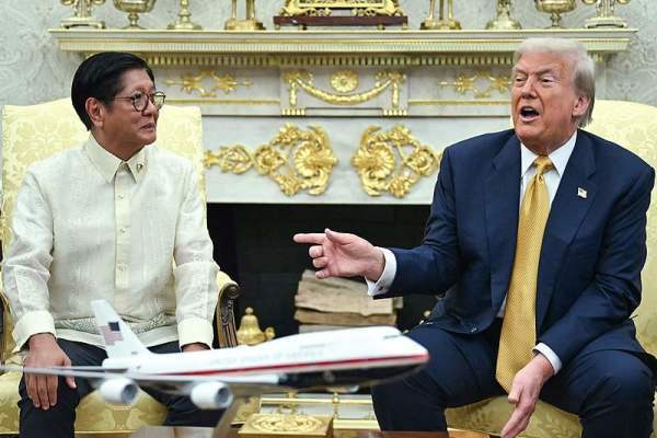 特朗普告诉马科斯：我不介意你和中国相处融洽，因为我们和中国也相处得很好